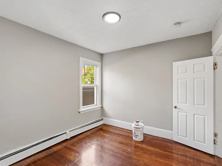 134 Rathbun St #4 — Photo 8