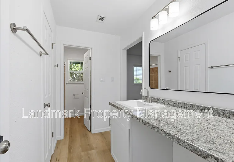 4351 Altamesa Blvd — Photo 26