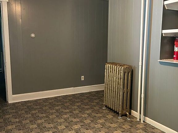 2nd image of 25 N Washington St #D