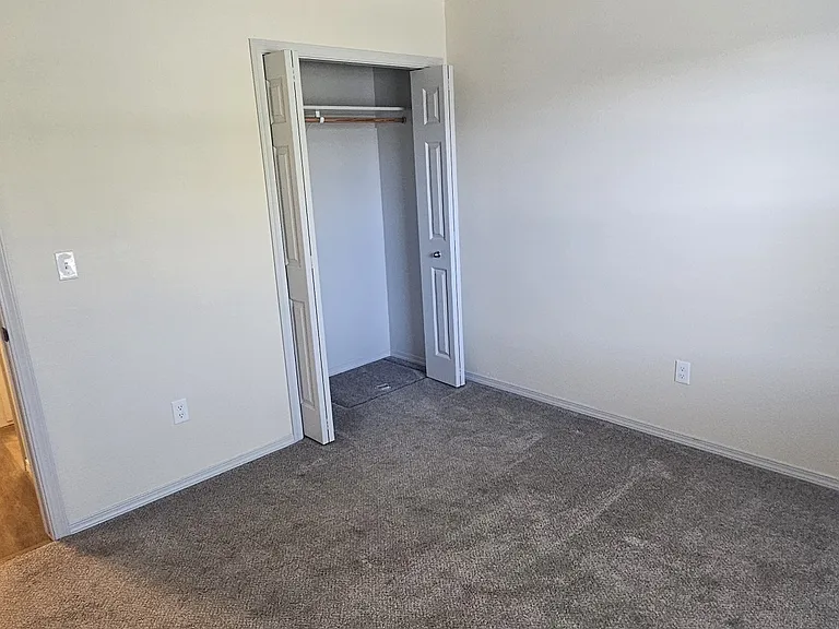 4390 E Stone Falls Dr — Photo 10