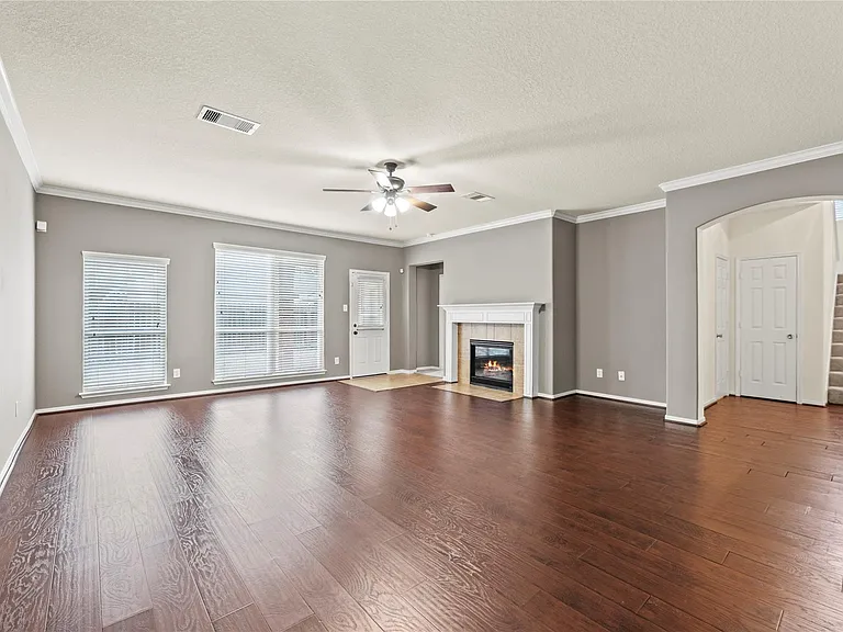 15403 Redbud Dale Ct — Photo 4