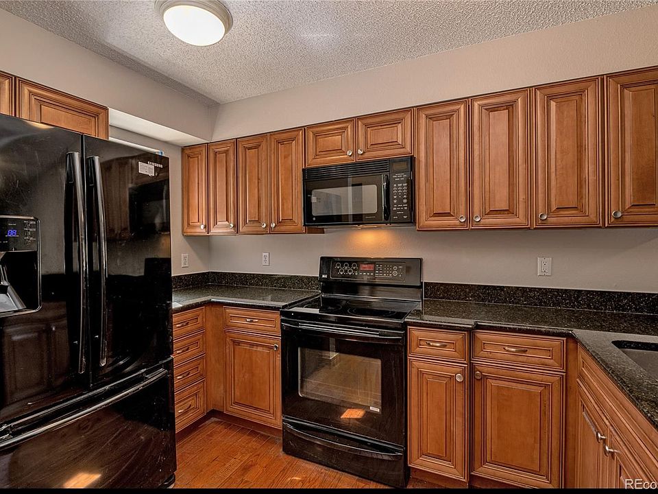 1st image of 214 Wright St APT 105