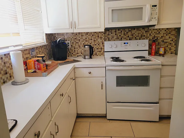 2709 N Bell Ave #3 — Photo 7