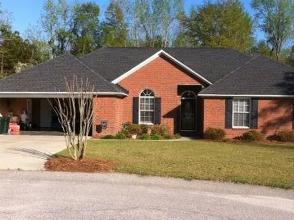 1038 Sand Pine Ct, Manning, SC 29102