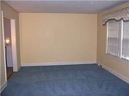 3rd image of 1124 Western Ave