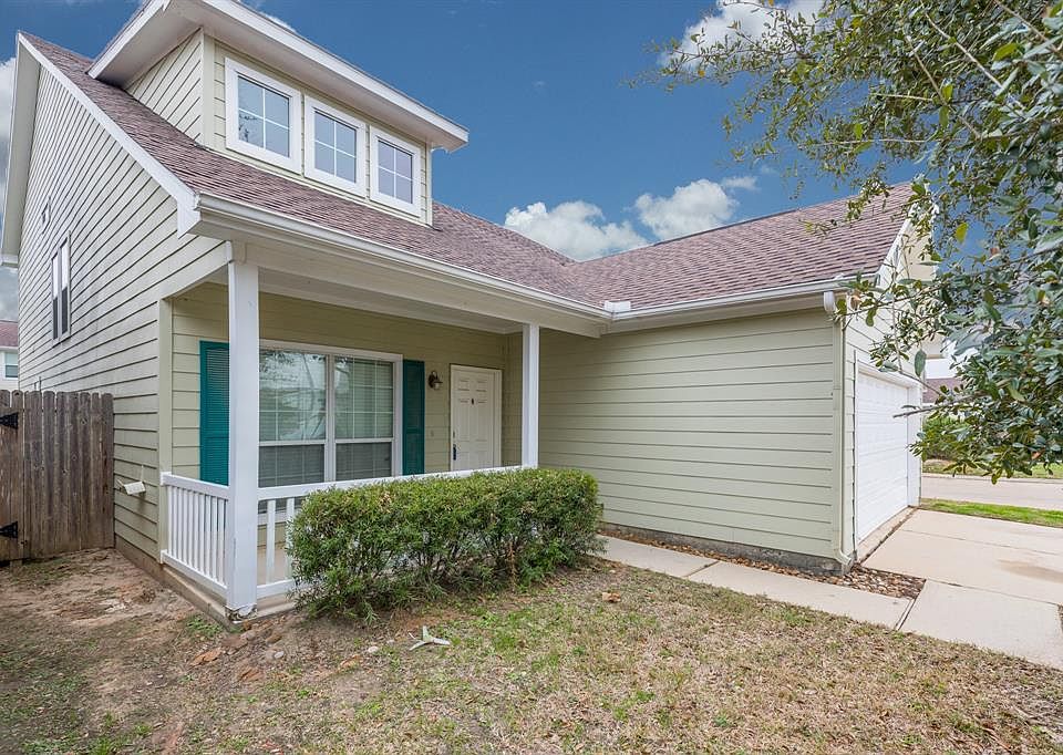 1st image of 10102 Berrybriar Ln