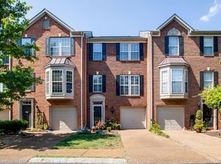 647 Huffine Manor Cir, Franklin, TN 37067