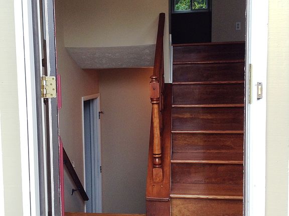 3rd image of 1712 Eisenhower Dr