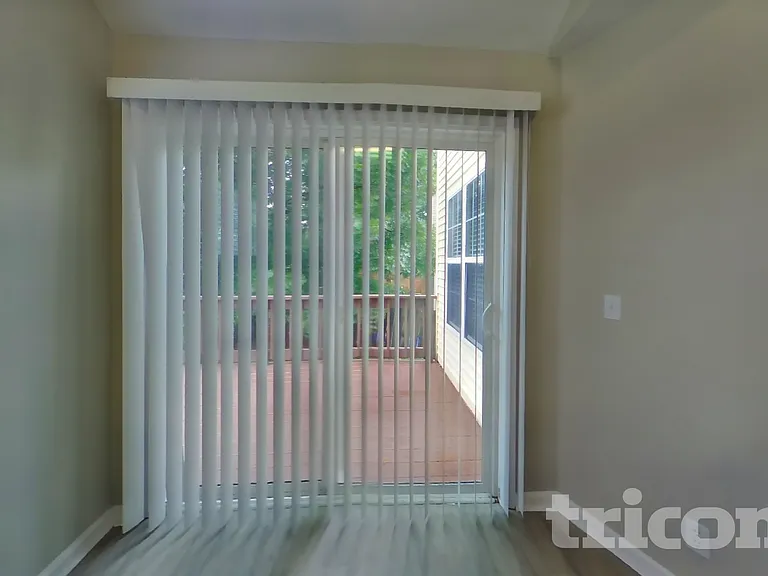 5713 Briarwick Ct — Photo 5