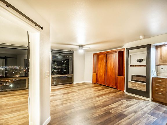5th image of 3106-1625 Larimer St #3106