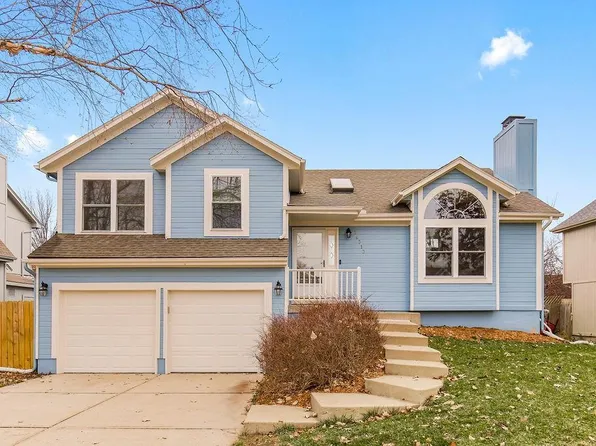 16313 S Brentwood St, Olathe, KS 66062