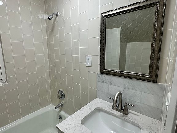 5th image of 49 Delano Ave #2