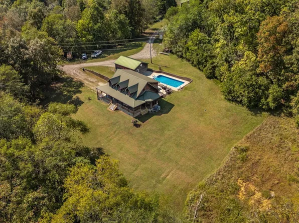 1654B Highway 231 S, Bethpage, TN 37022