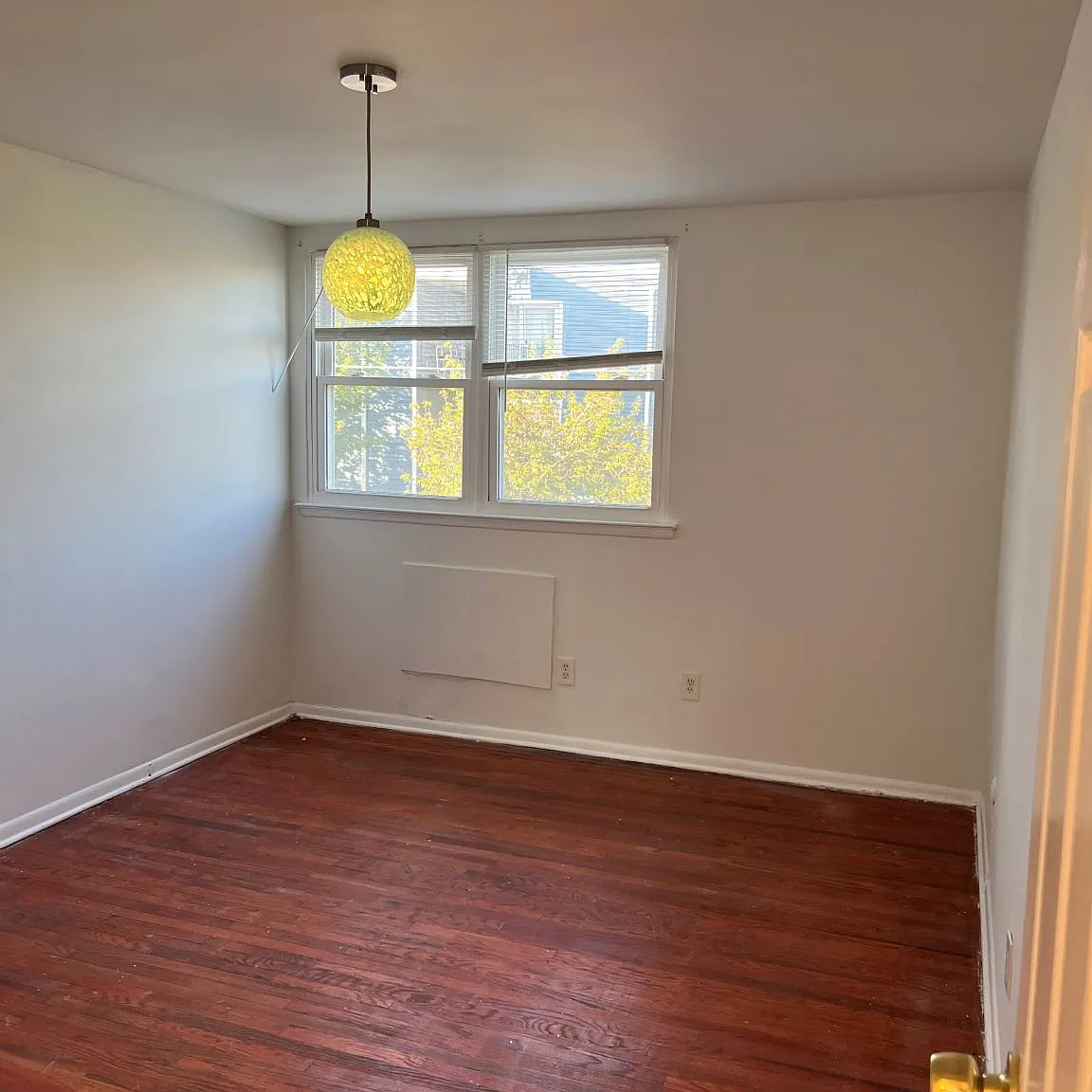 2 bed, 780 sqft, $1,350 — Photo 1