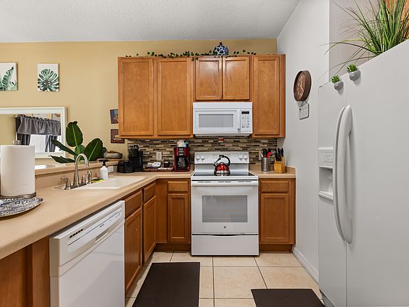 5th image of 4554 Baleno Ln