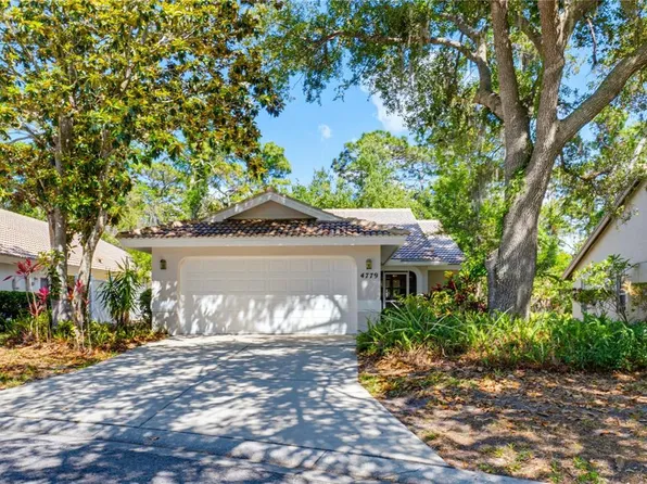 4779 Tivoli Pl, Sarasota, FL 34235