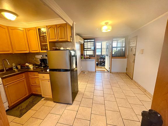 2nd image of 30-92 14th St #4B