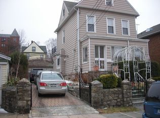 549 N High St, Mount Vernon, NY 10552