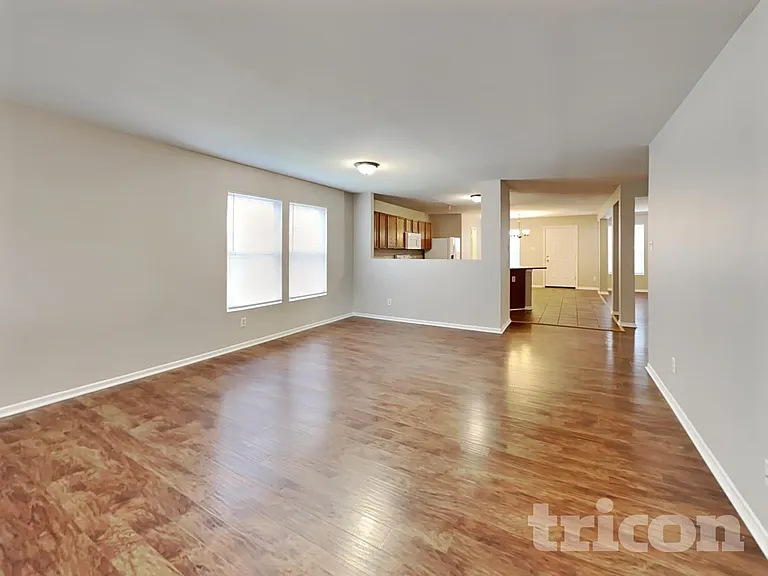3321 Hapsburg Way — Photo 2