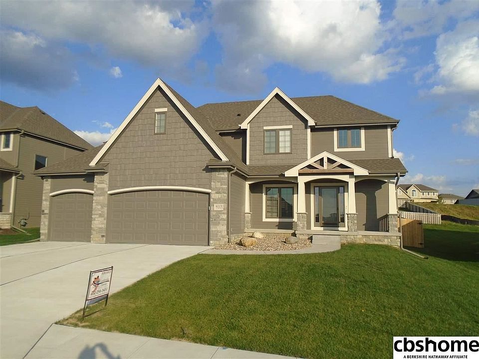 1st image of 8015 S 194th St