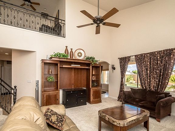 4th image of 740 Paseo Granada