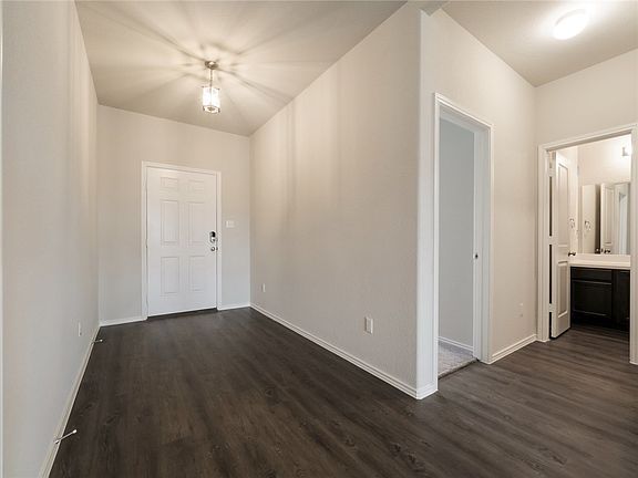 5th image of 11721 Reindeer Dr