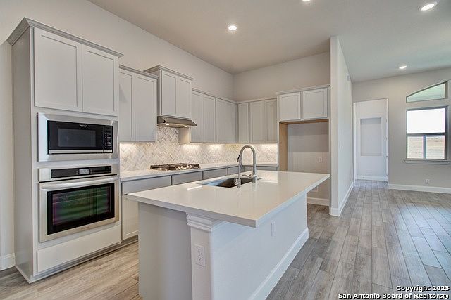 1st image of 1595 Seekat Drive