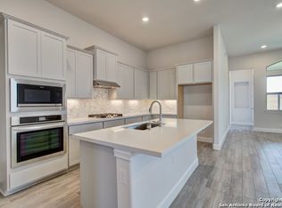 1595 Seekat Dr, New Braunfels, TX 78132