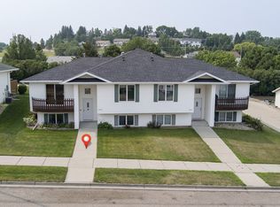 2507 Hoover Ave, Bismarck, ND 58501
