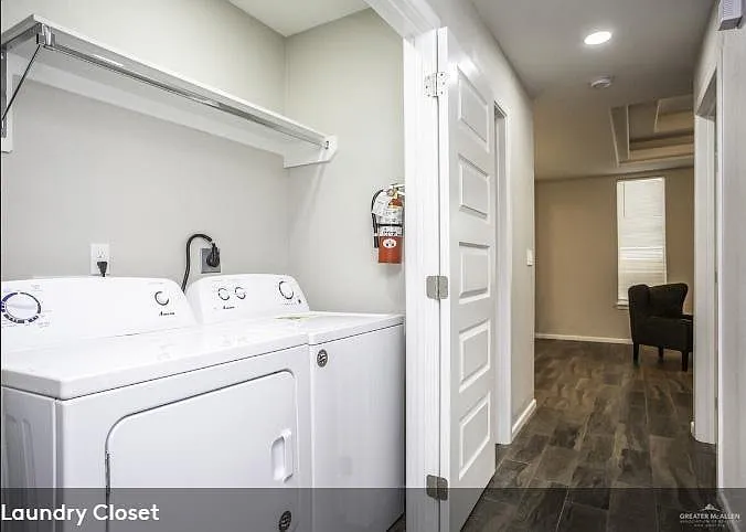 3820 Bella Costa Dr #3 — Photo 5