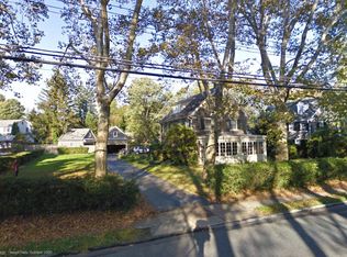 2607 W Darby Rd, Havertown, PA 19083