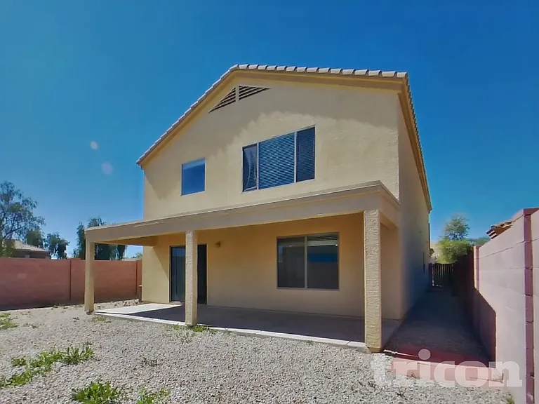 34113 N Alison Dr — Photo 20