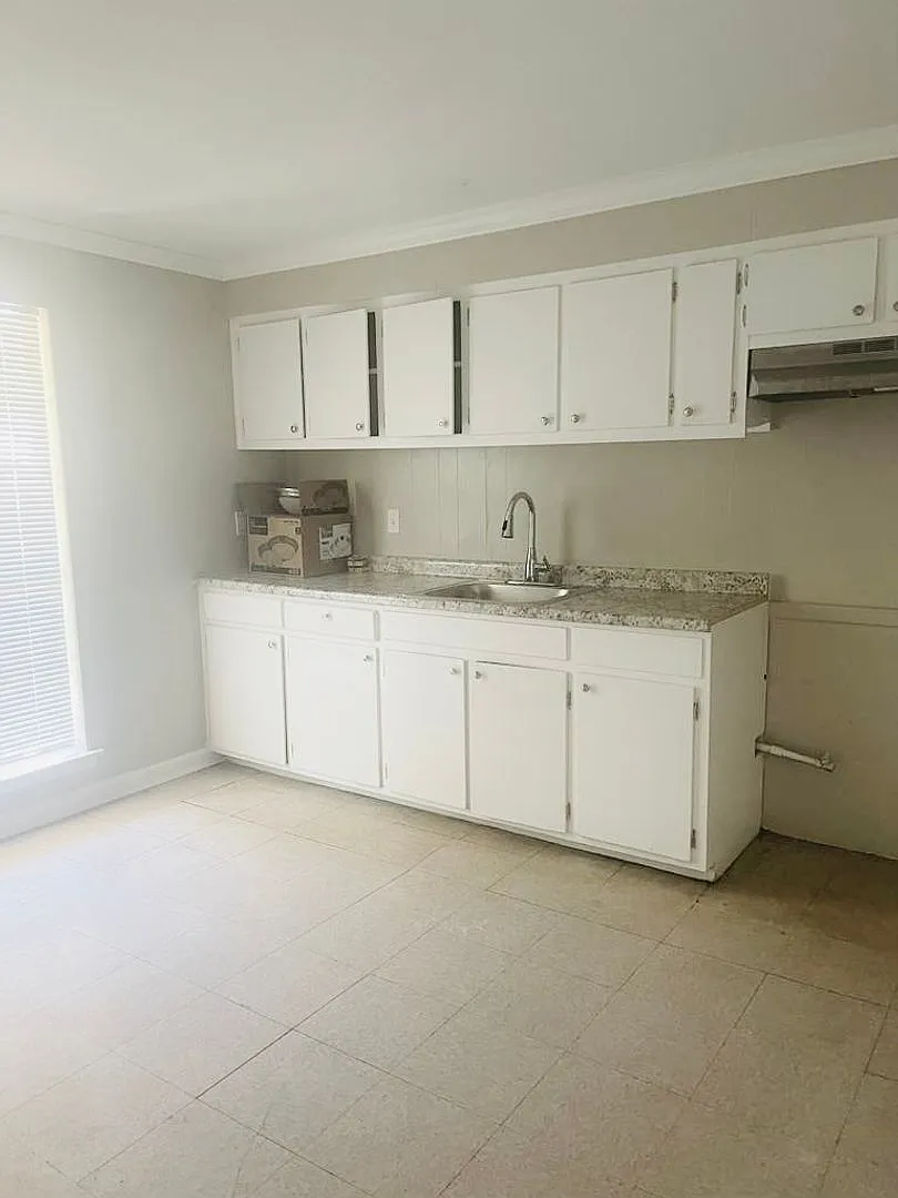 2852 69th Avenue (3 Bed/1.5 Bath) — Photo 4