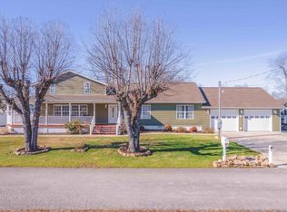 11 Holcomb Pond Rd, Corbin, KY 40701