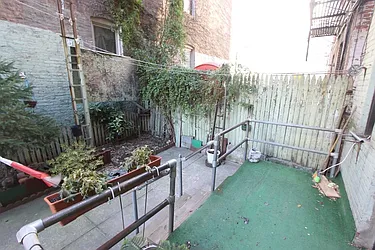 Rented by Dynamik Realty