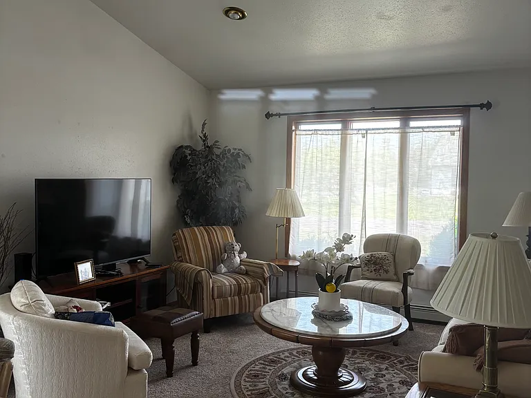 7601 John Ave — Photo 7