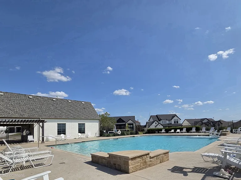 HOA pool