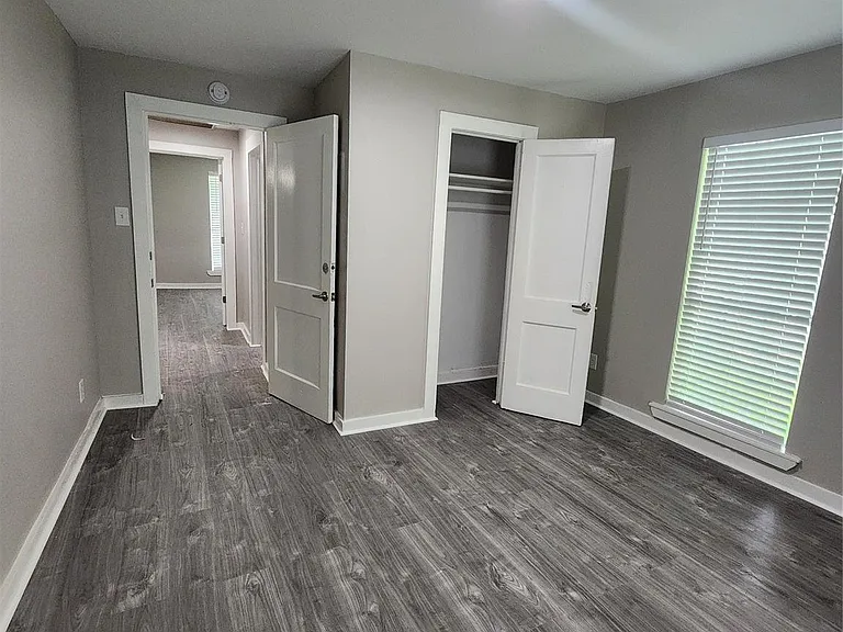 6203 Hoffman St — Photo 9