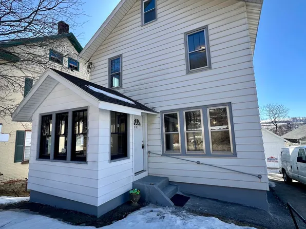 331 Chapman Drive, Amsterdam, NY 12010