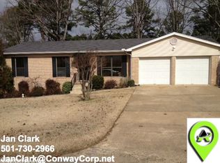 11840 Southridge Dr, Little Rock, AR 72212