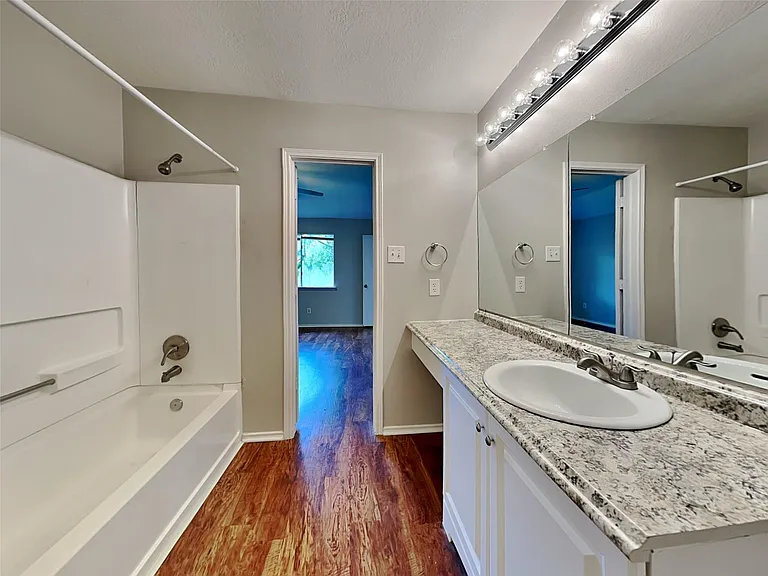 3703 Nutwood Ln — Photo 9