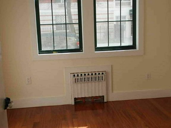 5th image of 276 Boerum St #3L