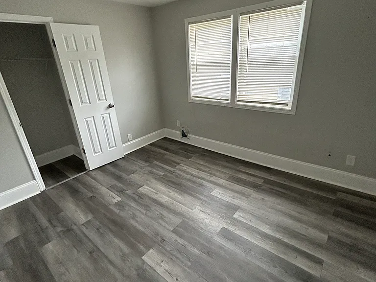 638 N Lasalle St #A — Photo 14