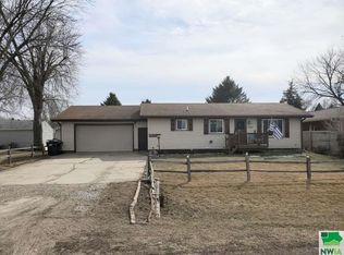 2106 Mulberry St, Dakota City, NE 68731