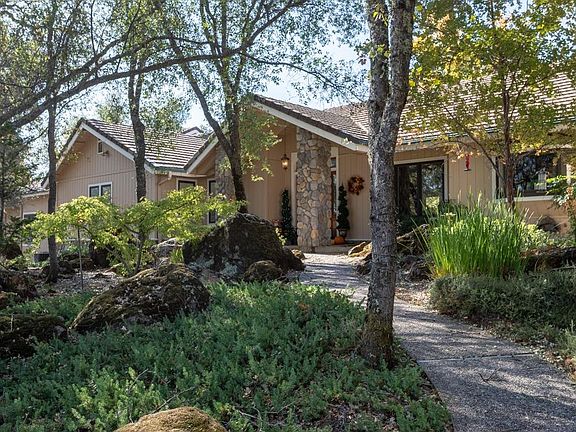 4th image of 13485 Moss Rock Dr