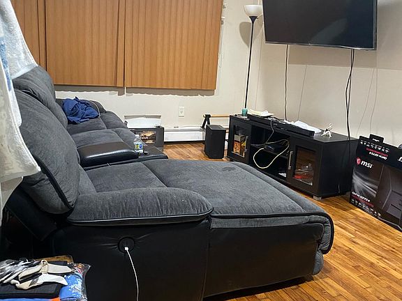 3rd image of 1473 Shore Dr #1