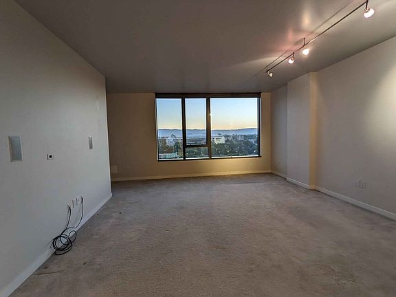 3rd image of 38 N Almaden Blvd