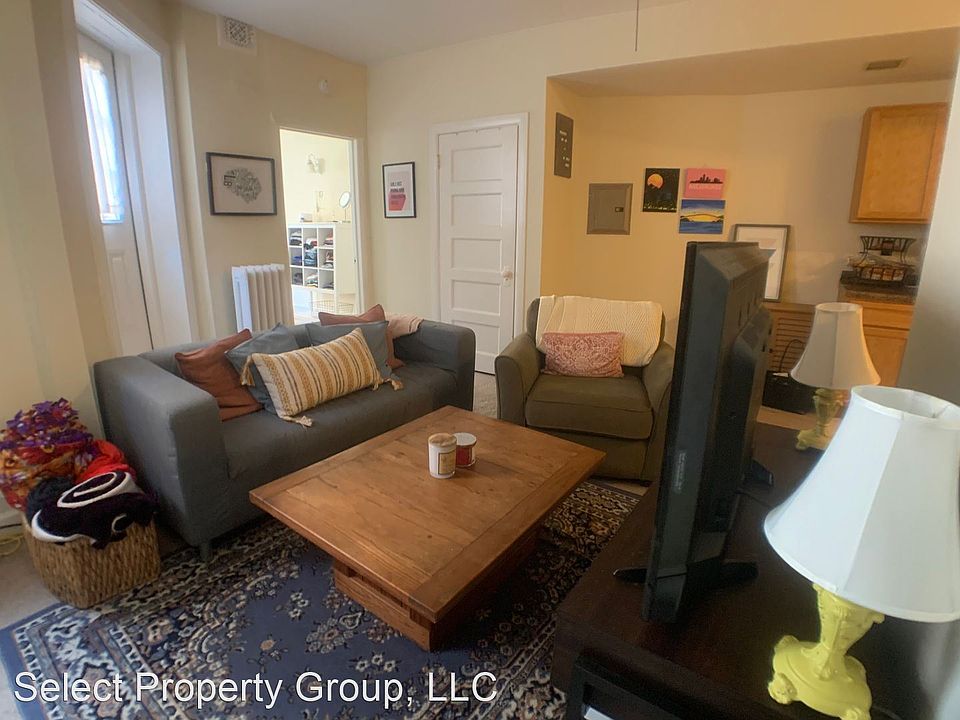 1st image of 1030 N Marshall St APT 12B
