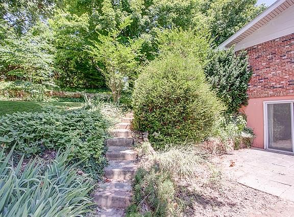 5th image of 5727 State Route 162