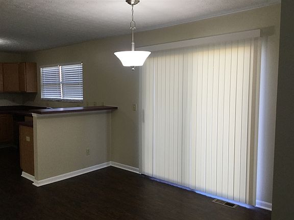 4th image of 8200 Turret Dr